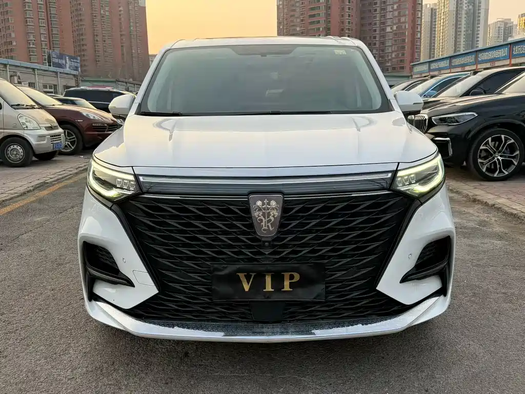 ROEWE IMAX8