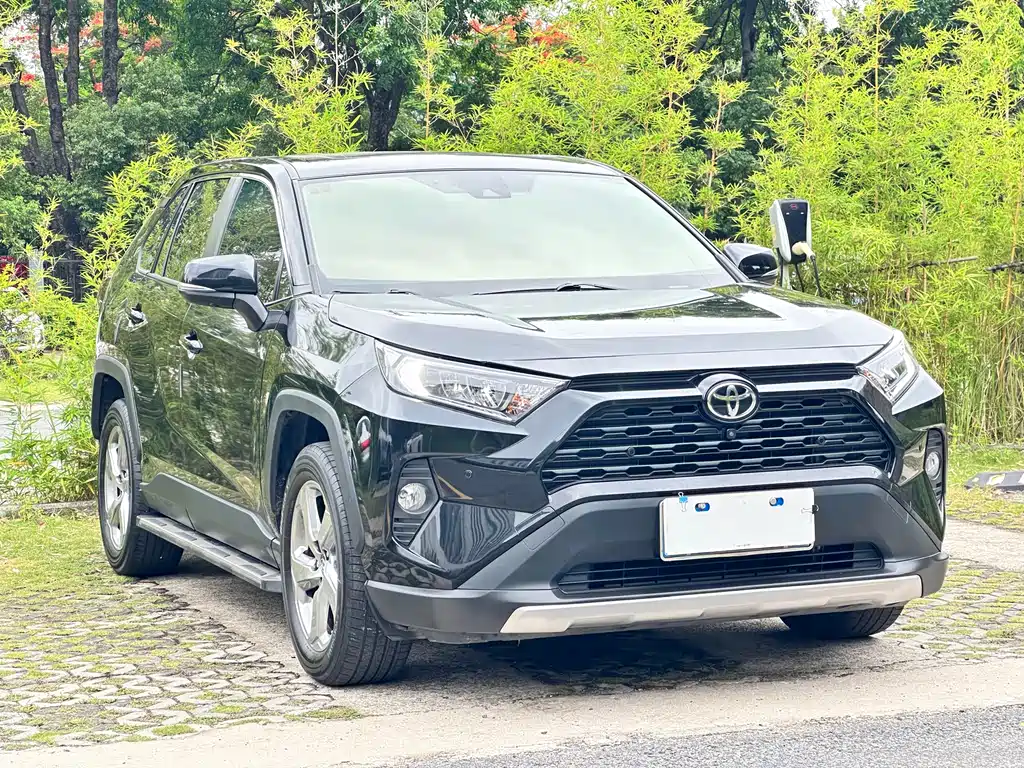 Toyota RAV4 2021 2.0L CVT