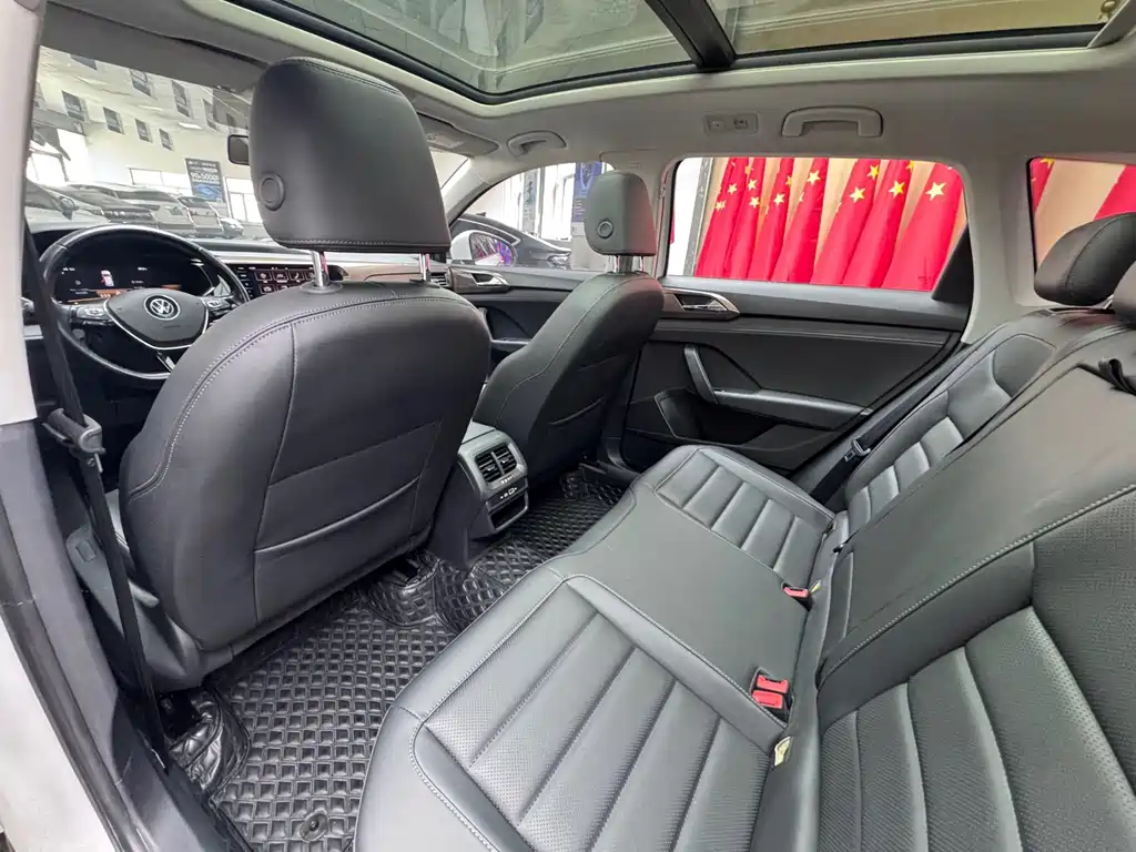 Volkswagen Tharu — миниатюра 12
