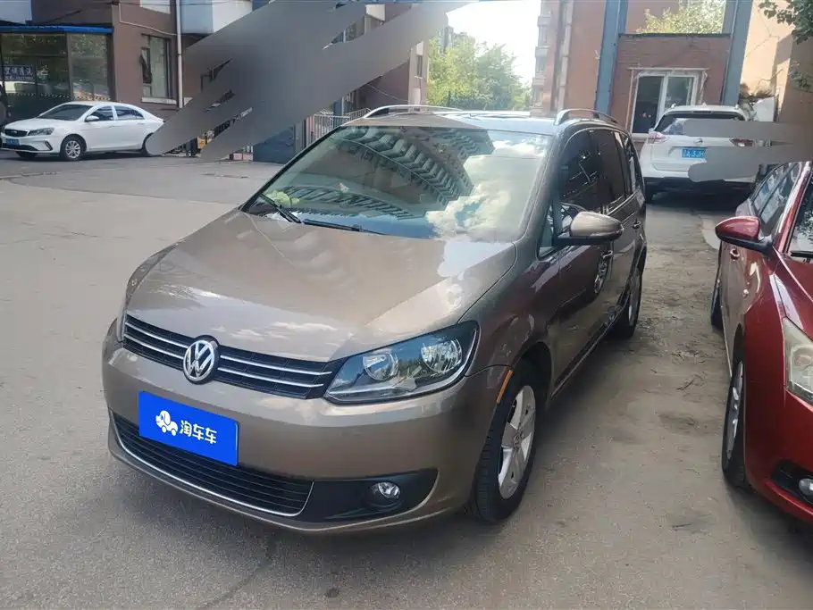 Купить Volkswagen Touran