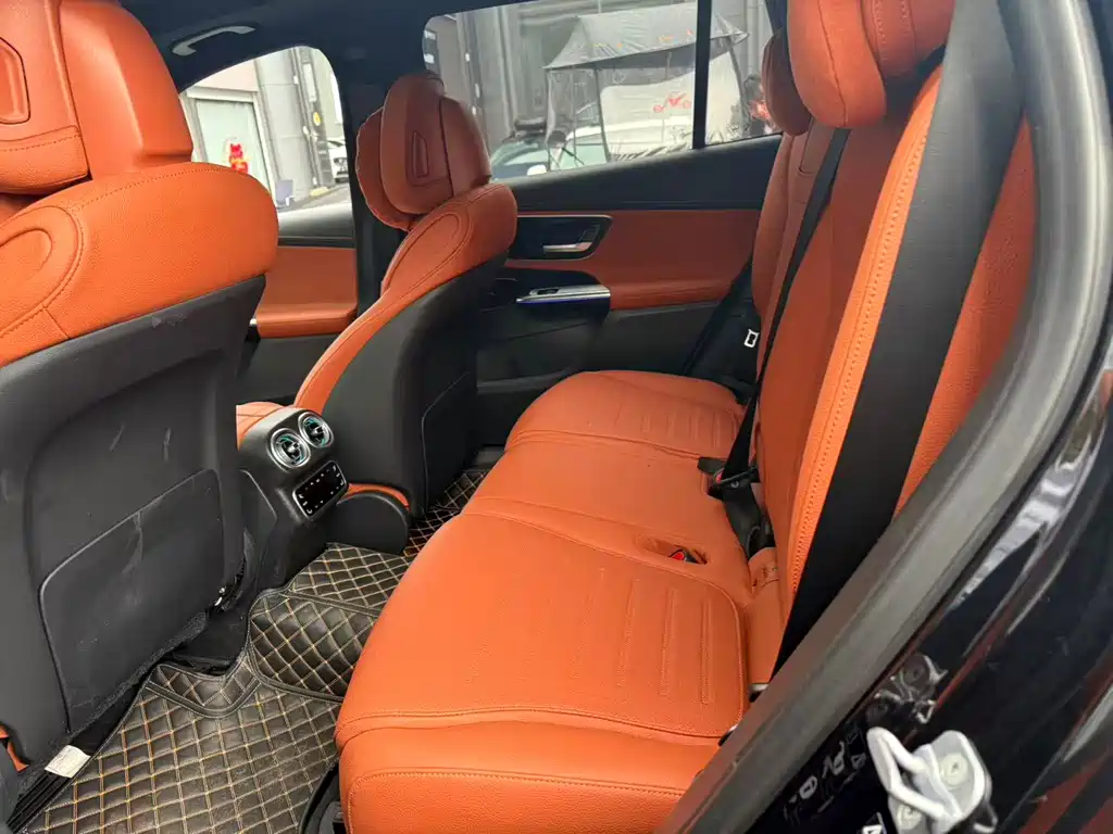 Mercedes-Benz GLC 2023 GLC 300 L 4MATIC 7 мест