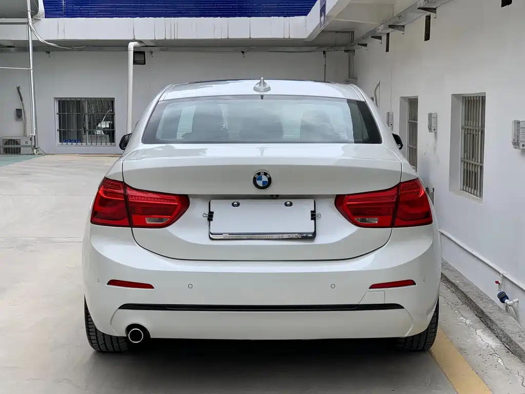 BMW 1 Series — миниатюра 12