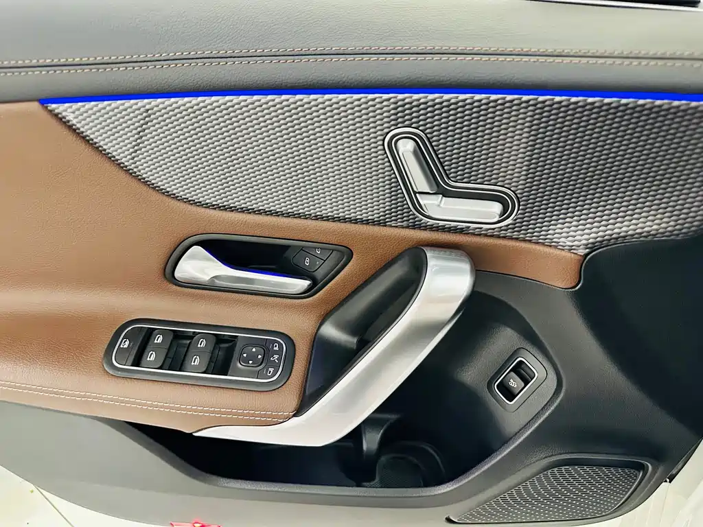 Mercedes-Benz A-Class — миниатюра 25