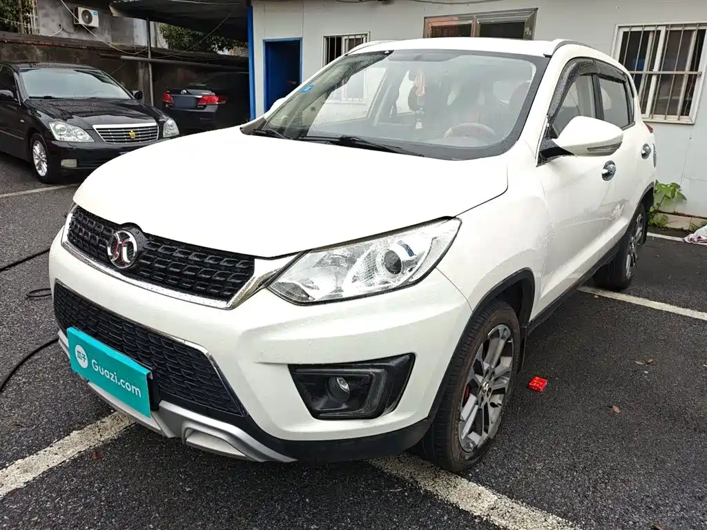 BAIC Senova X35 2017