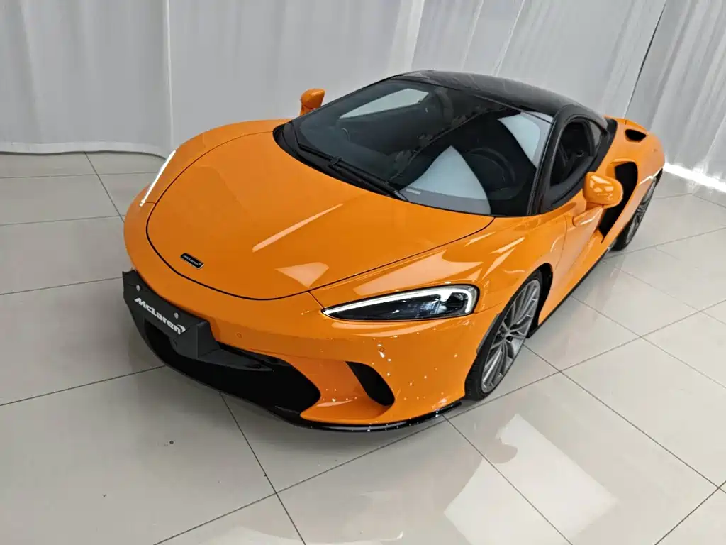 McLaren GT