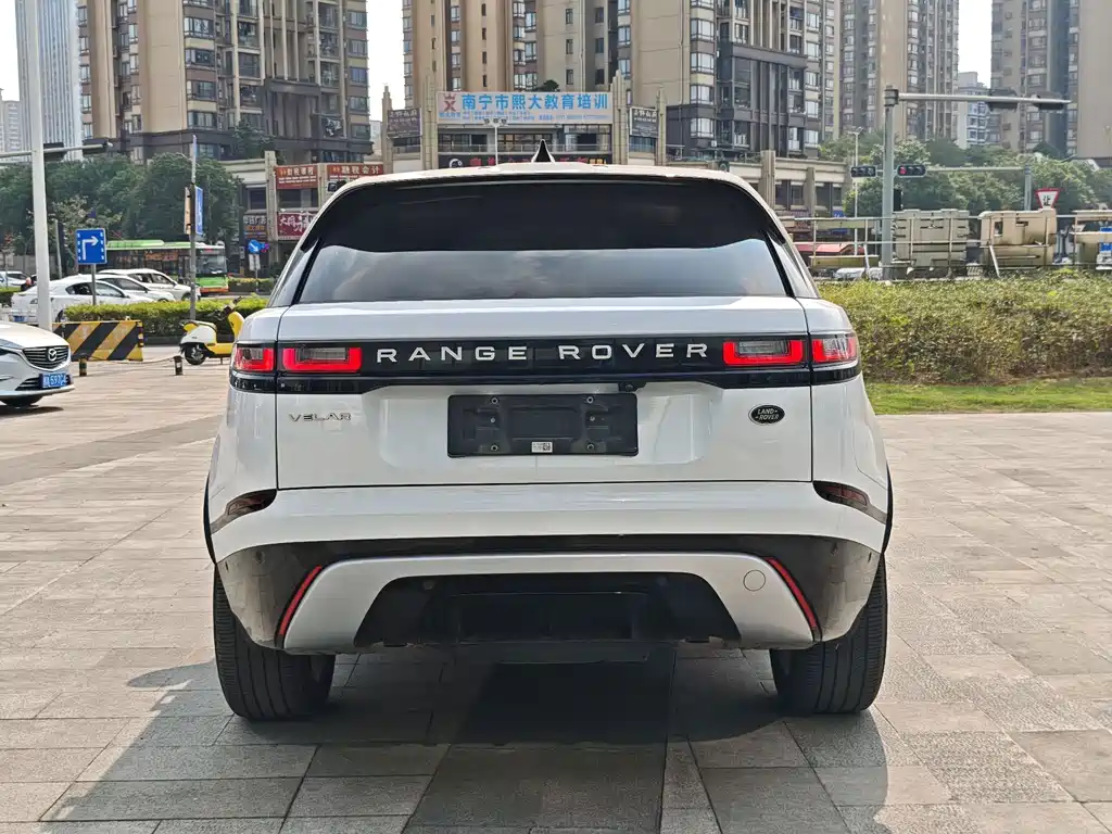 Land Rover Velar — миниатюра 5