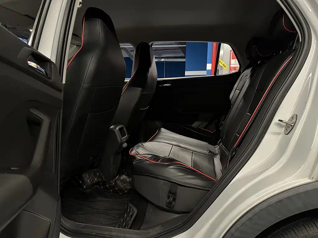 Volkswagen T-Cross — миниатюра 15
