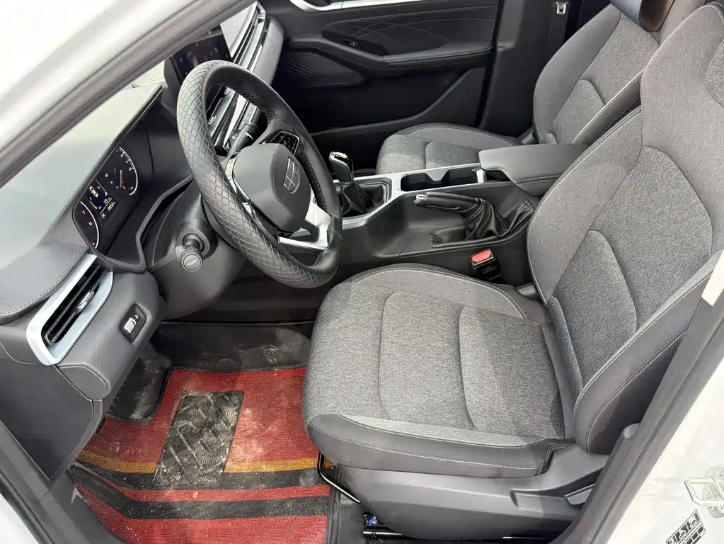 Geely Emgrand 2025 1.5L MT