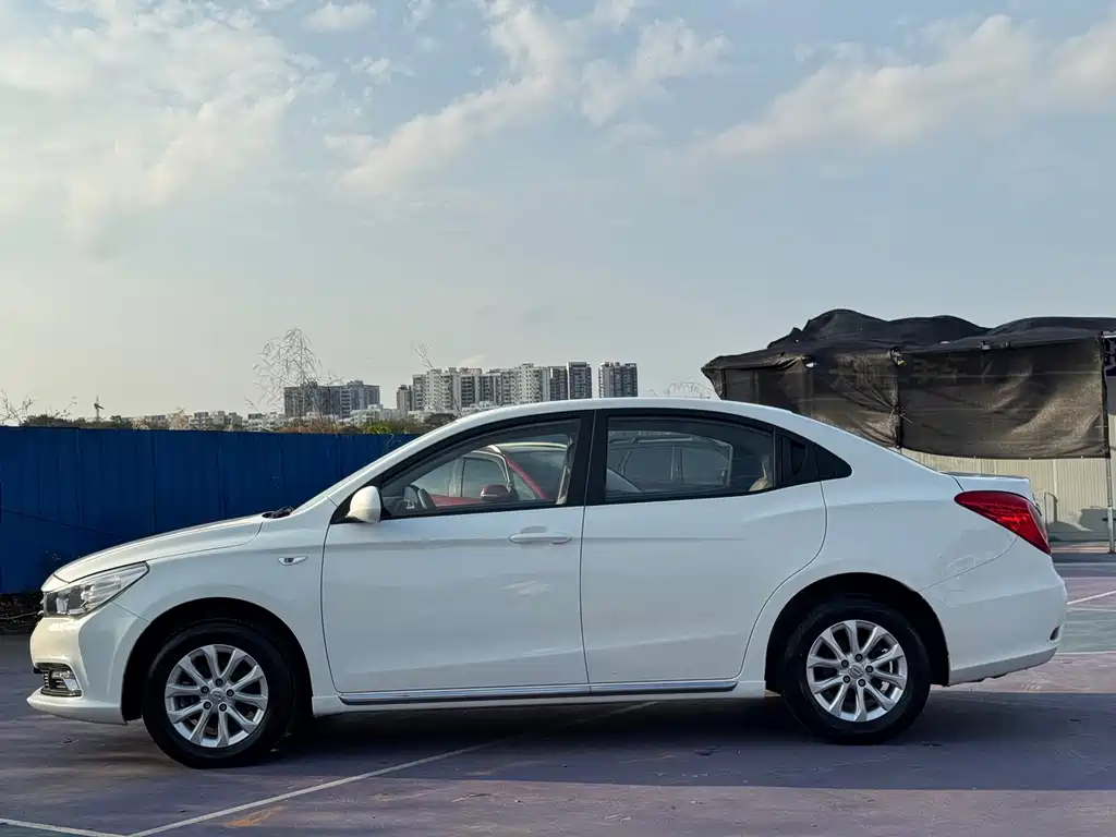 GAC TRUMPCHI GA3S VISION
