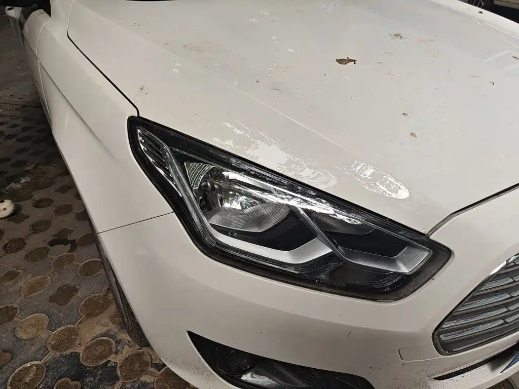 Ford Escort — миниатюра 7