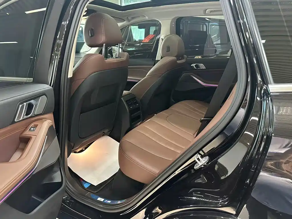 BMW X5 (Import) — миниатюра 13