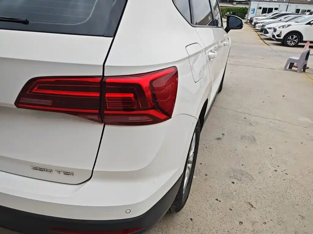 Volkswagen Tharu — миниатюра 8