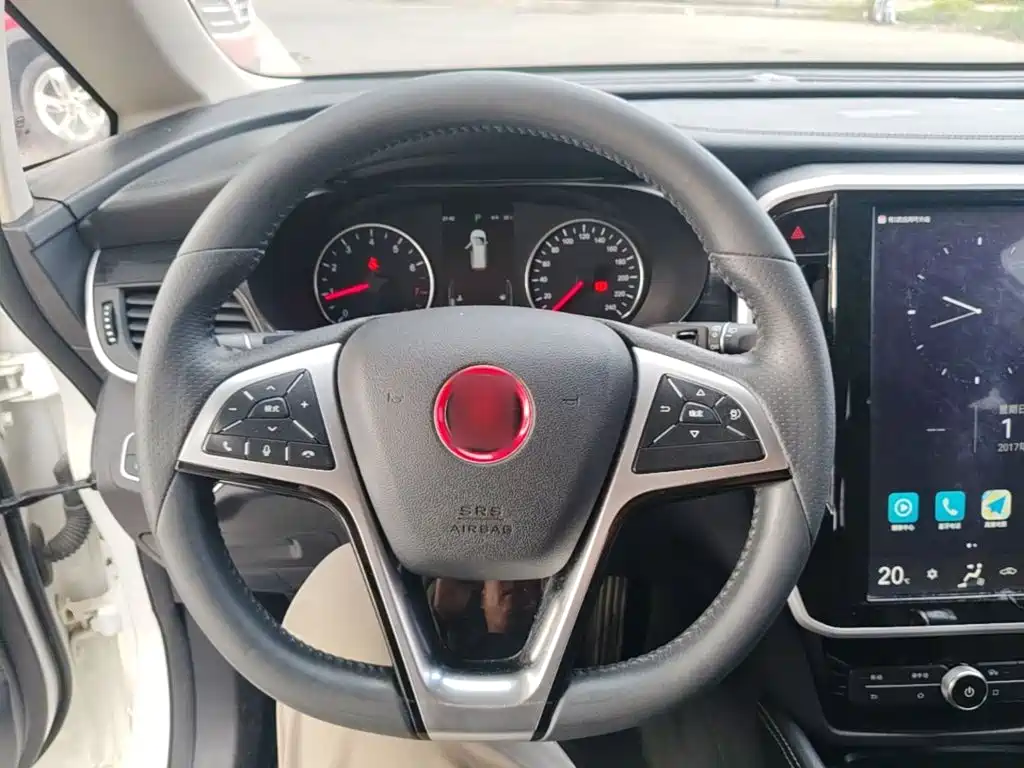 BYD MAX — миниатюра 11