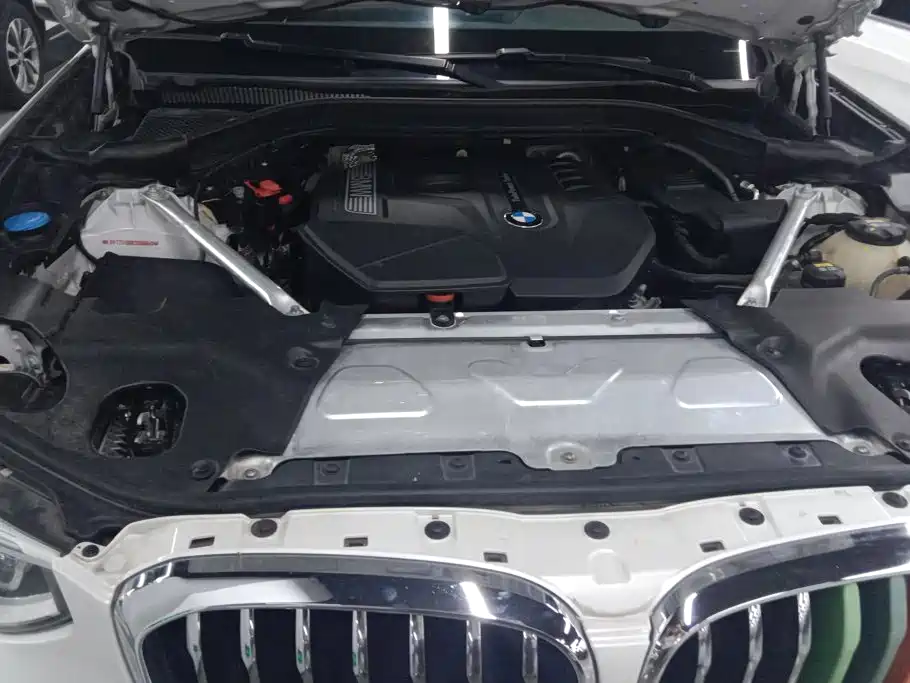 BMW X3 — миниатюра 10