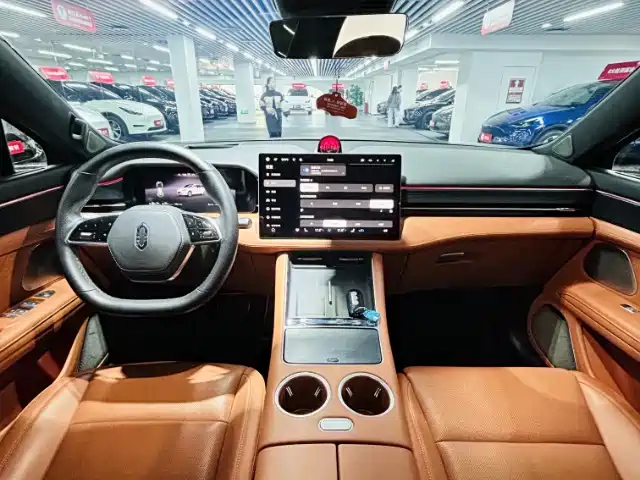 AITO ASK THE WORLD M5