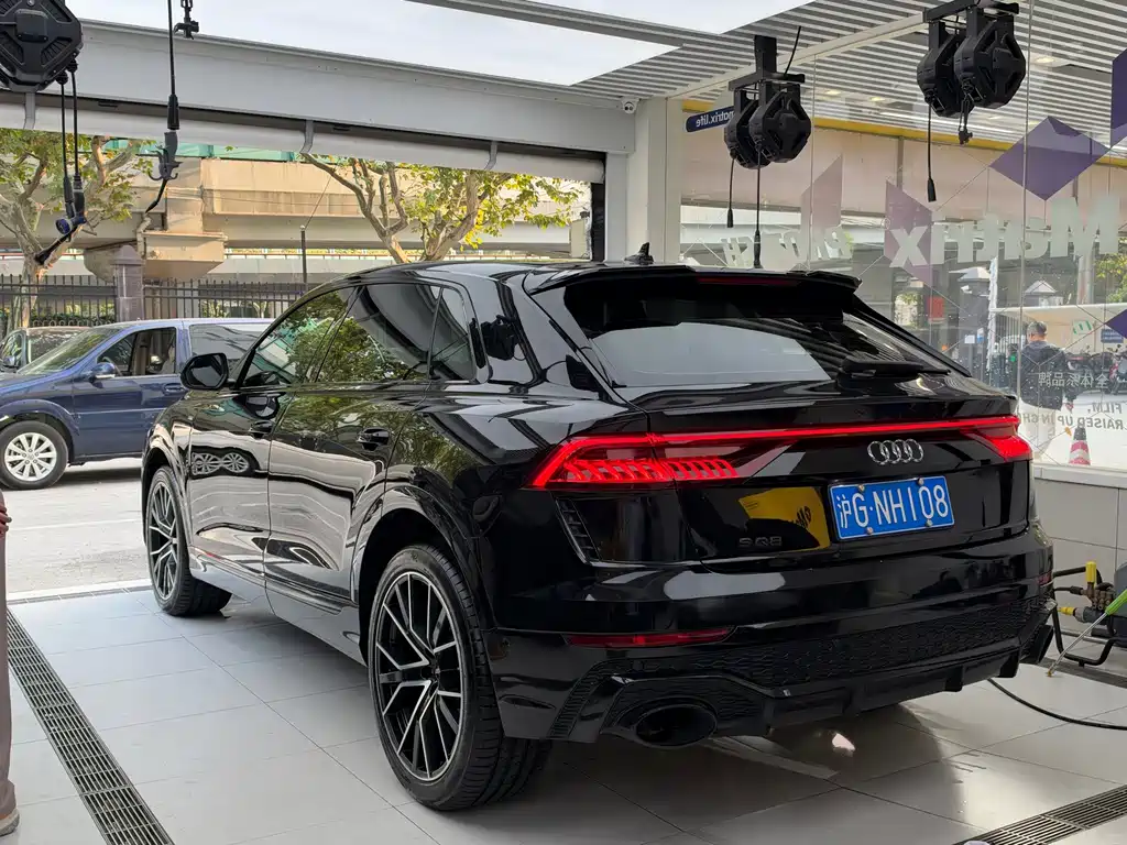 Audi Q8 — миниатюра 3