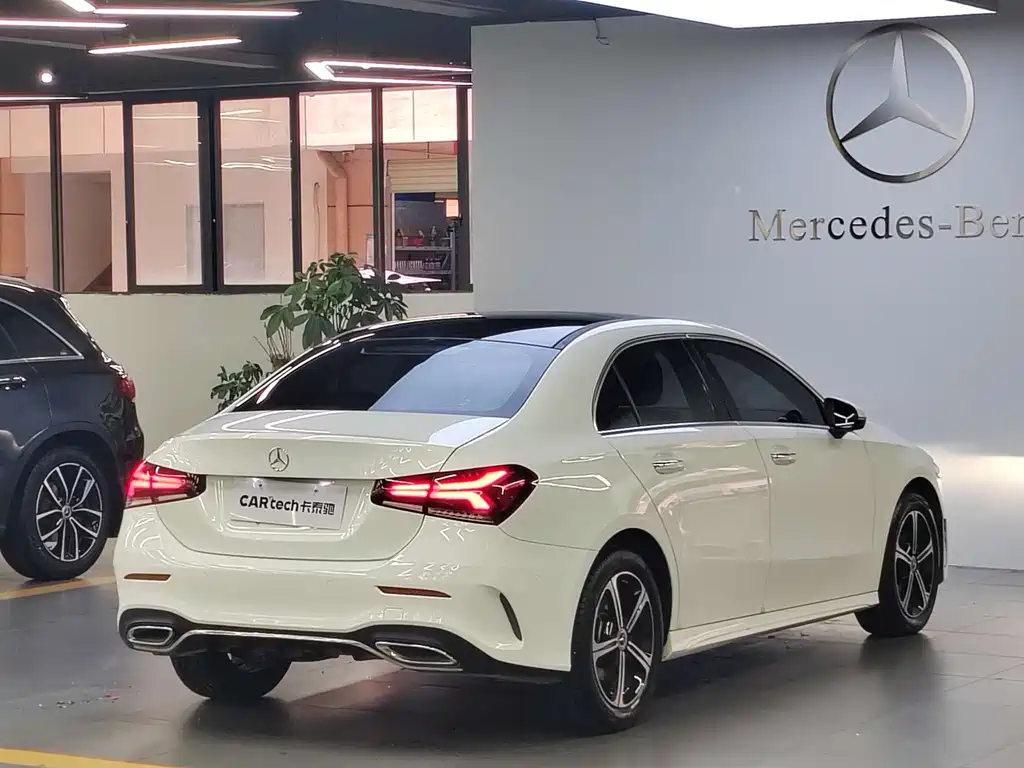 Mercedes-Benz A-Class — миниатюра 6
