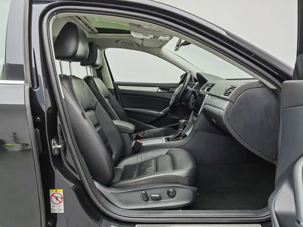 Volkswagen Passat — миниатюра 23