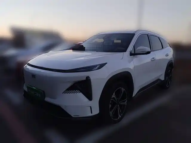 Geely Galaxy L7