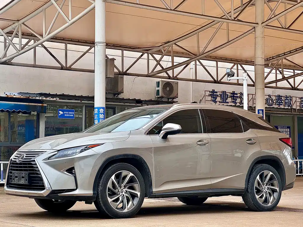 Lexus RX 2019