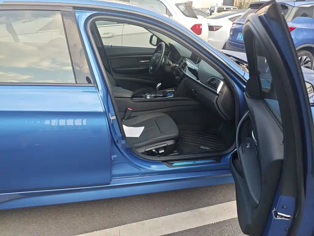BMW 3 Series — миниатюра 19