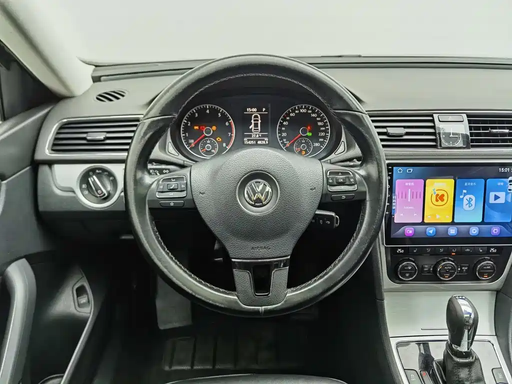 Volkswagen Passat — миниатюра 11