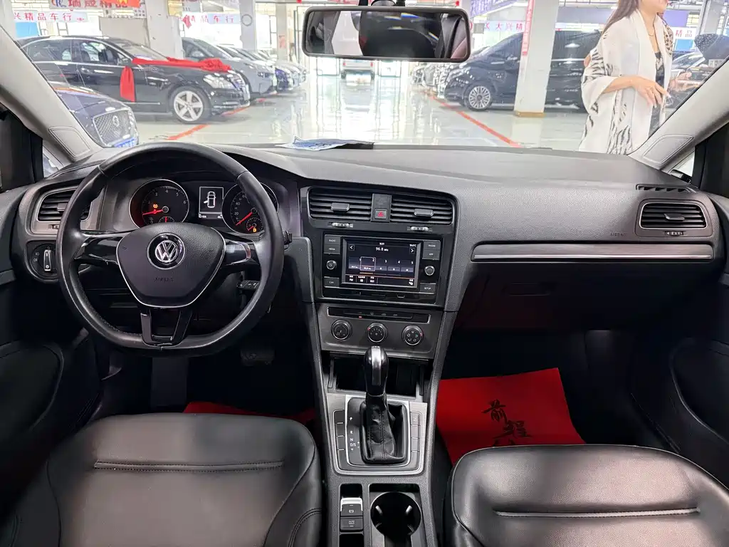 Volkswagen Golf — миниатюра 8