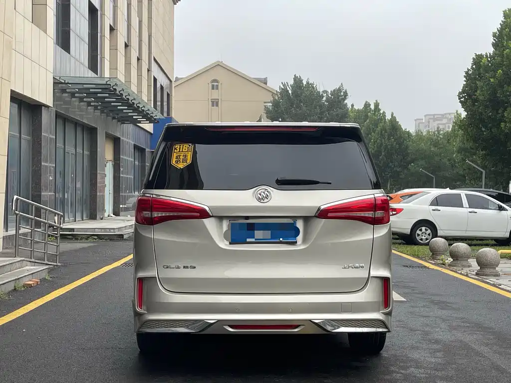 Buick GL8 — миниатюра 5