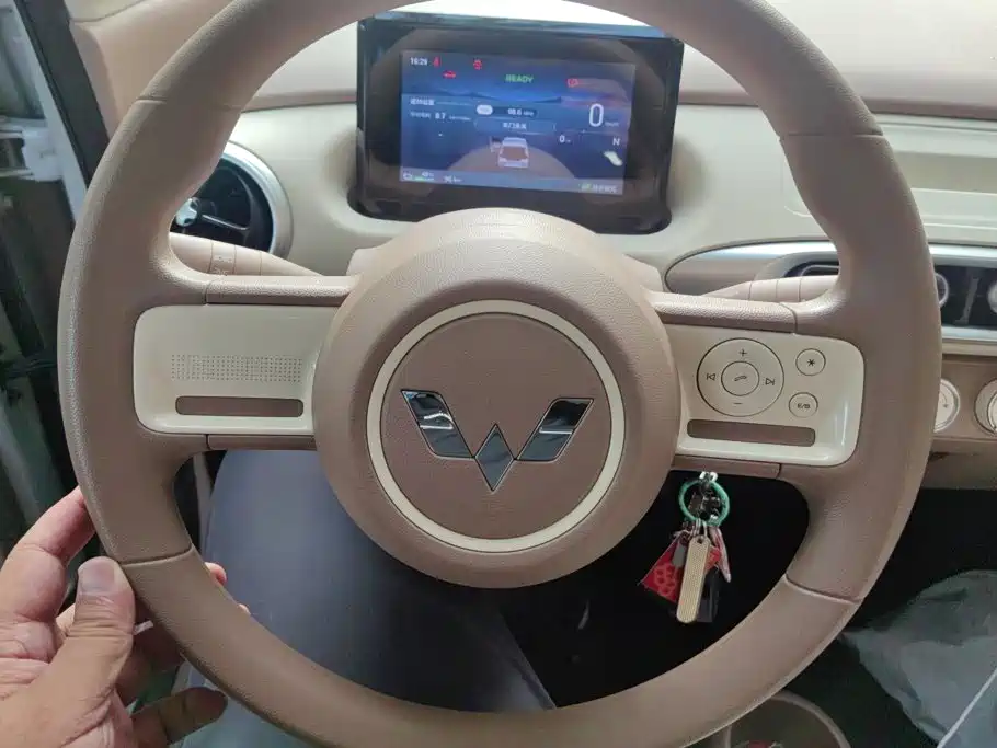 Wuling MINIEV — миниатюра 15