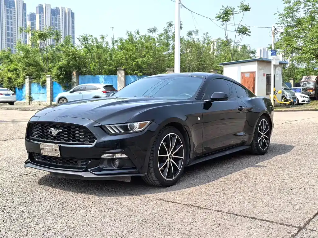 Купить Ford Mustang