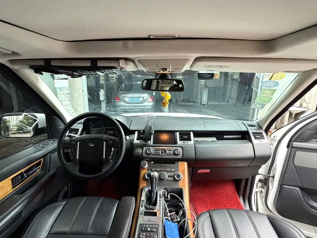 Land Rover Sport — миниатюра 3