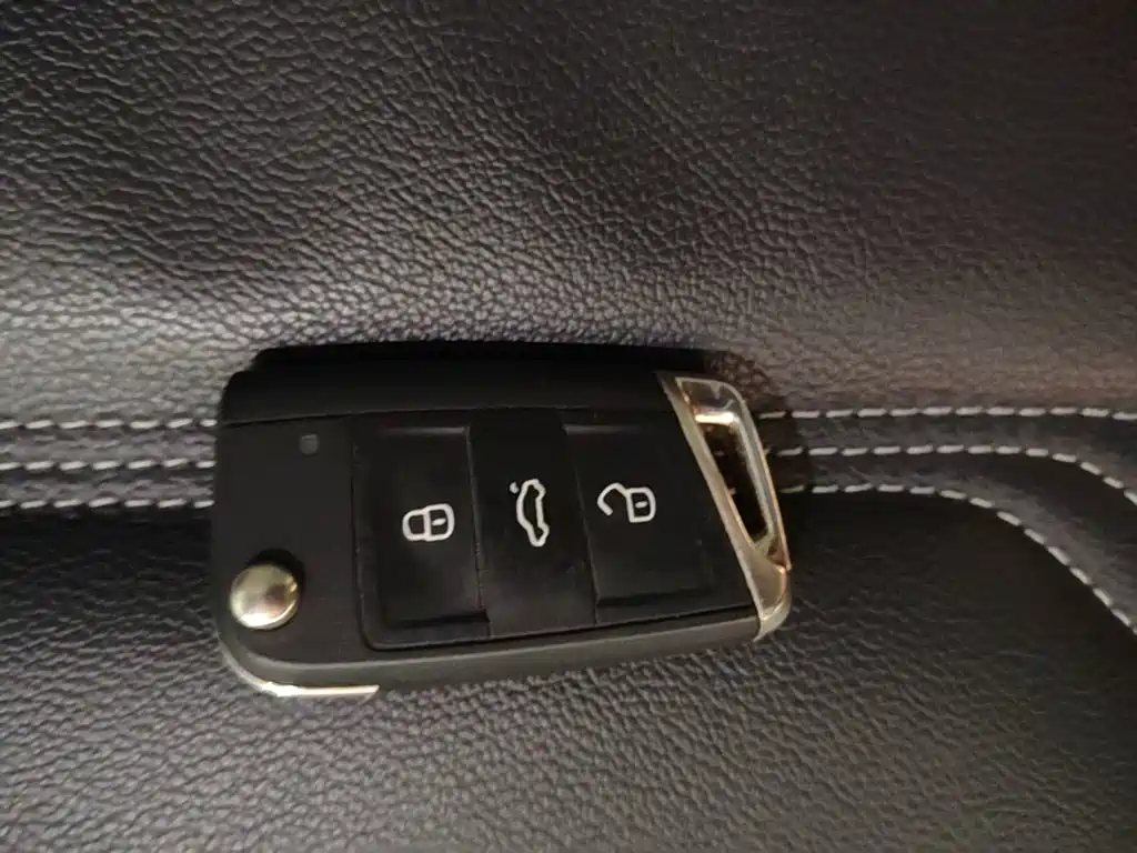 Volkswagen Tayron GTE — миниатюра 9