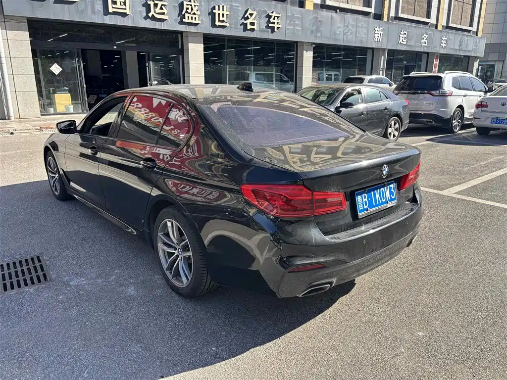 BMW 5 Series — миниатюра 6