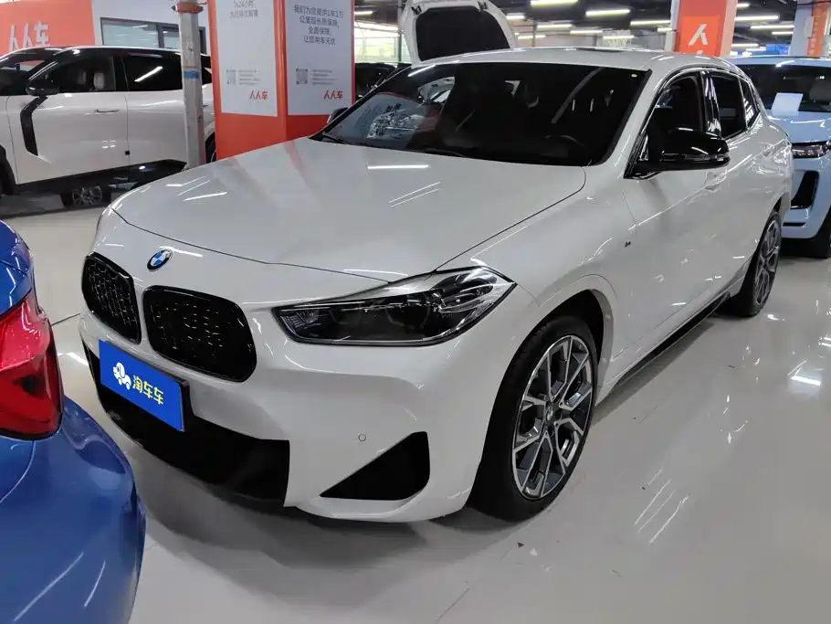 BMW X2