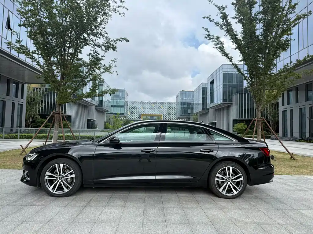 Audi A6L — миниатюра 2