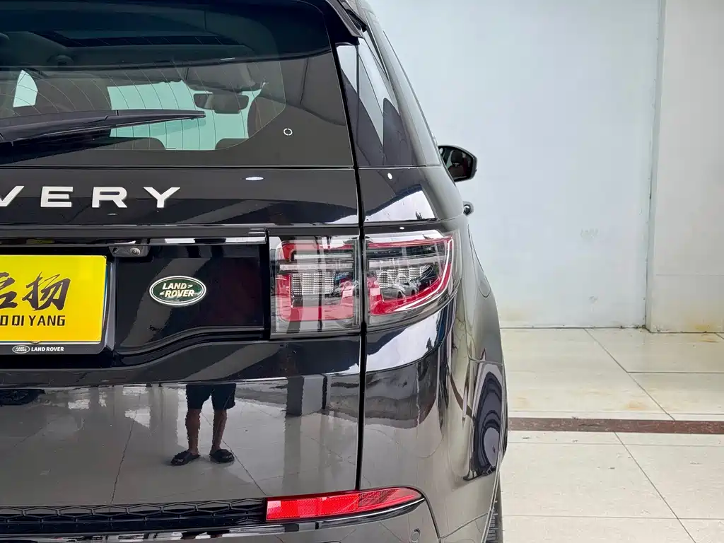 Land Rover Discovery Sport — миниатюра 25