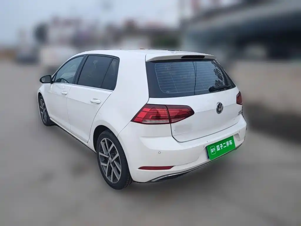 Volkswagen Golf — миниатюра 24