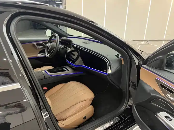 Mercedes-Benz E-Class E 2024 E 350 e L