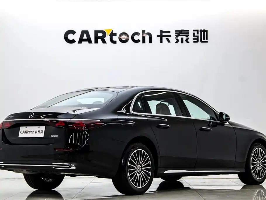 Mercedes-Benz E-Class E 2025 E 260 L