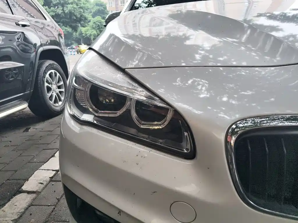 BMW 2 Series Active Tourer — миниатюра 7