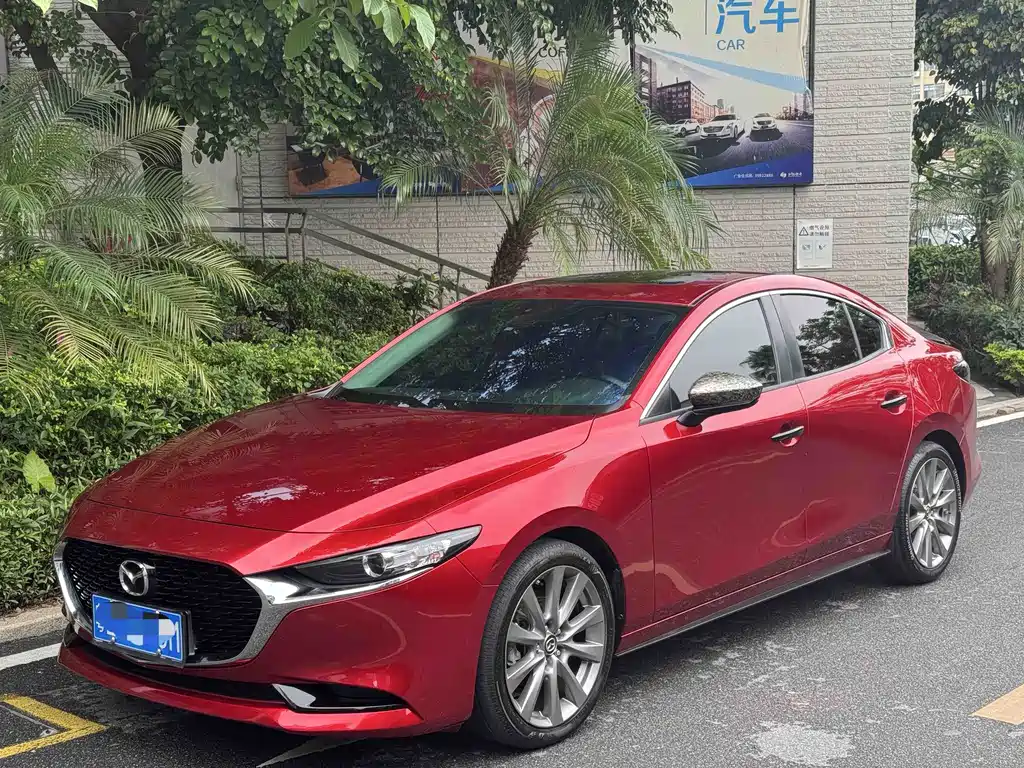 Купить Mazda 3 Axela