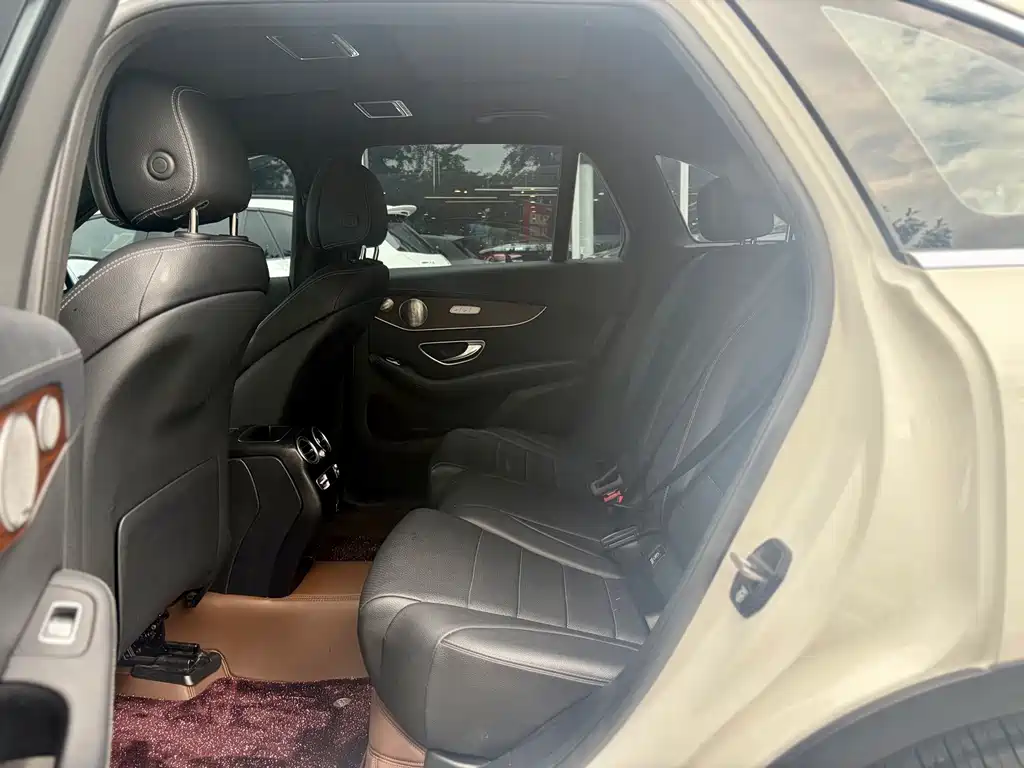 Mercedes-Benz GLC — миниатюра 11
