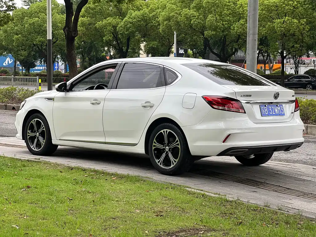 MG MG6 — миниатюра 9