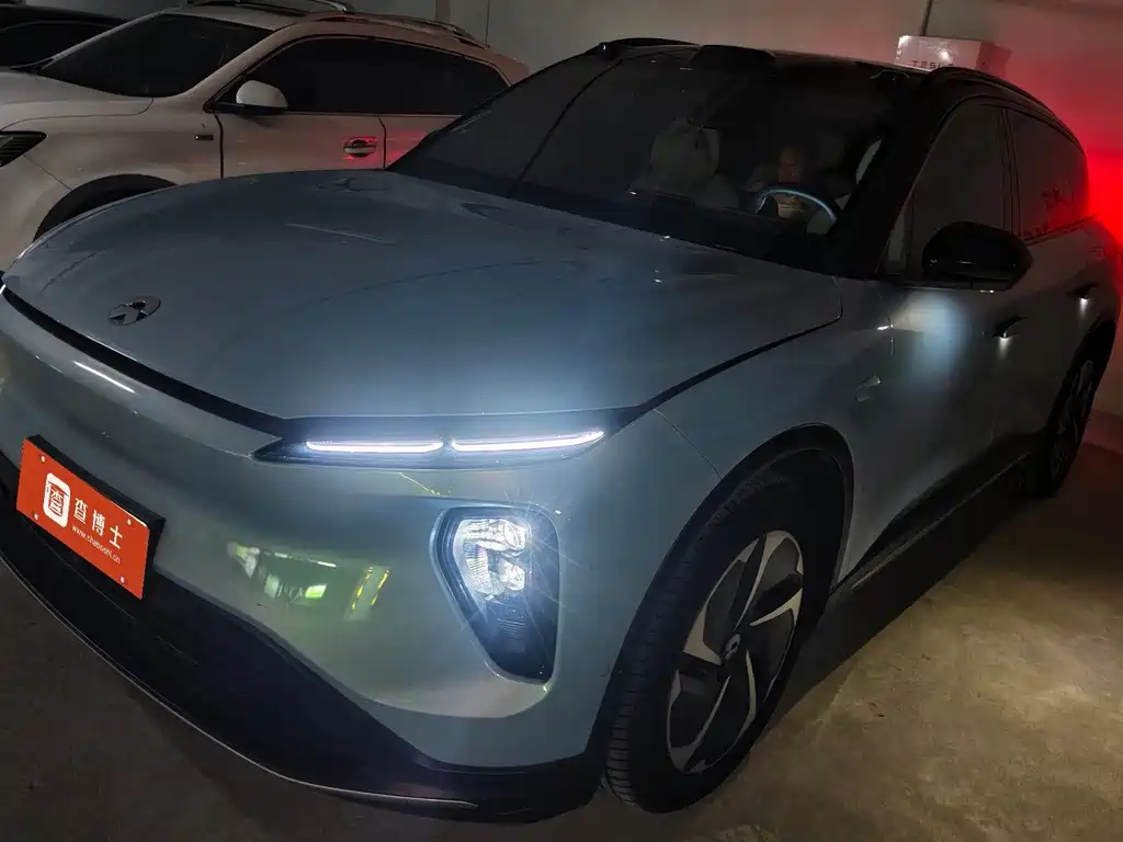 NIO ES6