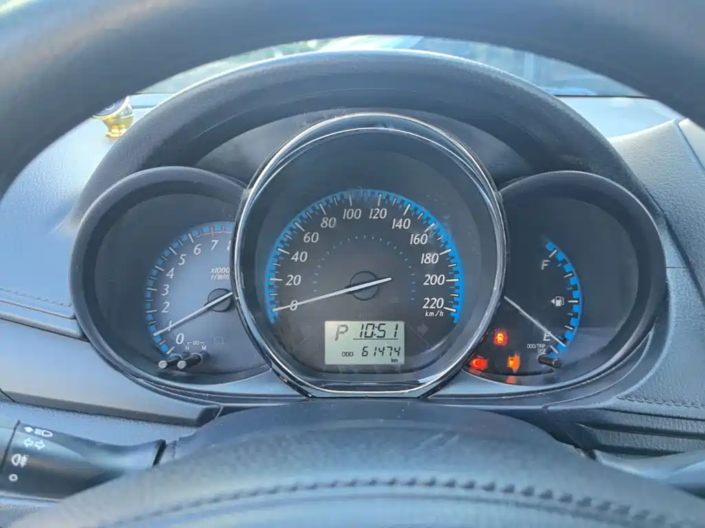 Toyota Yaris L — миниатюра 12