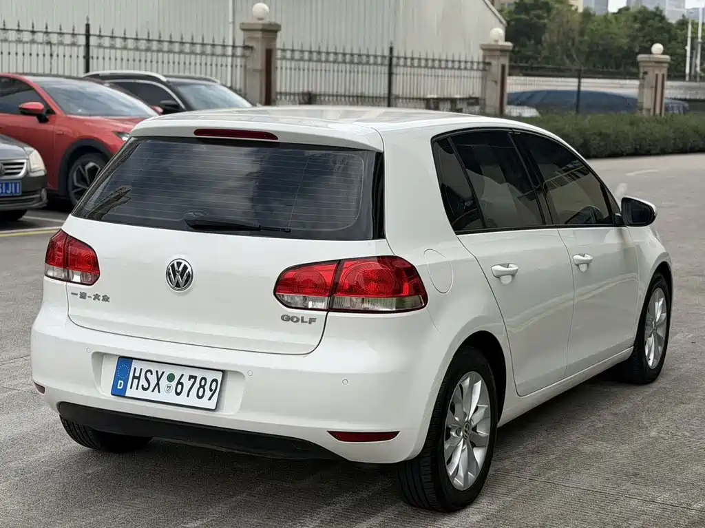 Volkswagen Golf — миниатюра 4