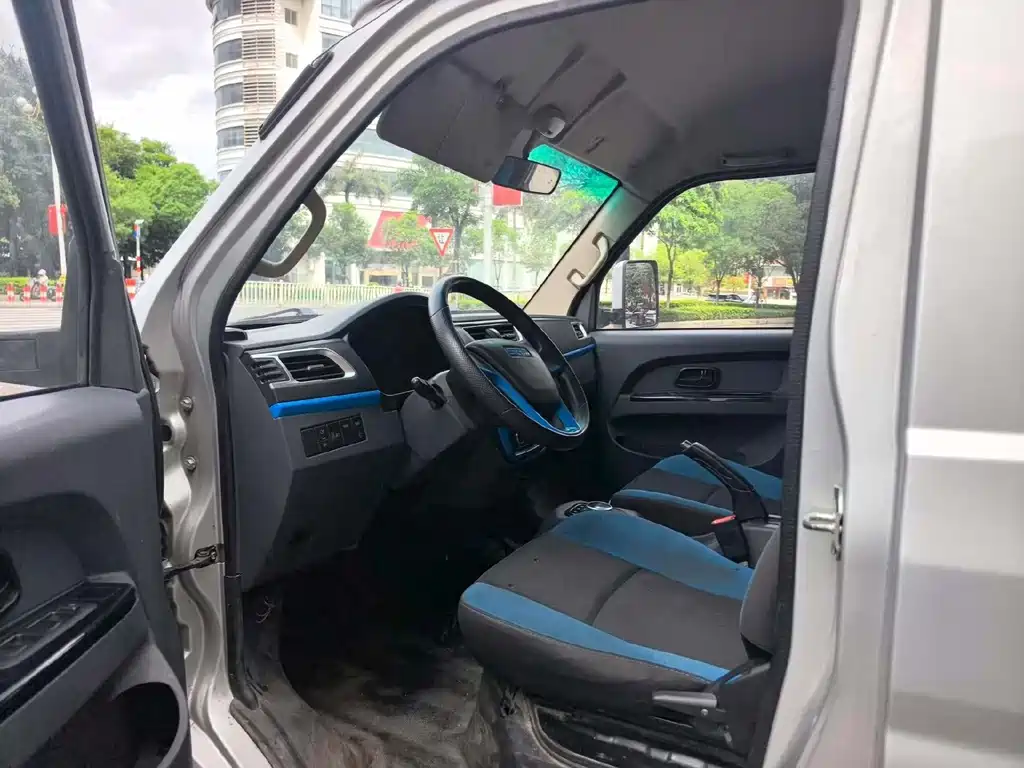 Сычуань. 鑫源T5L EV — миниатюра 7