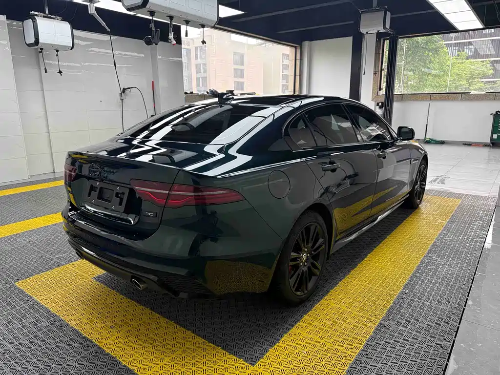 Jaguar XEL 2025 2.0T 250PS R-DYNAMIC 90