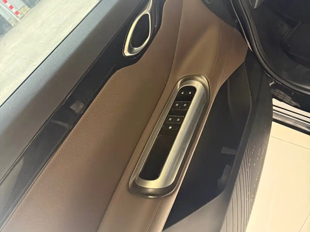 GAC Motor Trumpchi E8 — миниатюра 7
