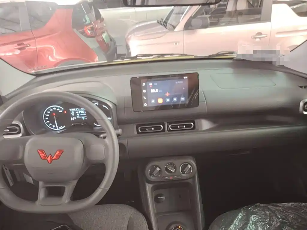 Wuling Hongguang EV — миниатюра 10